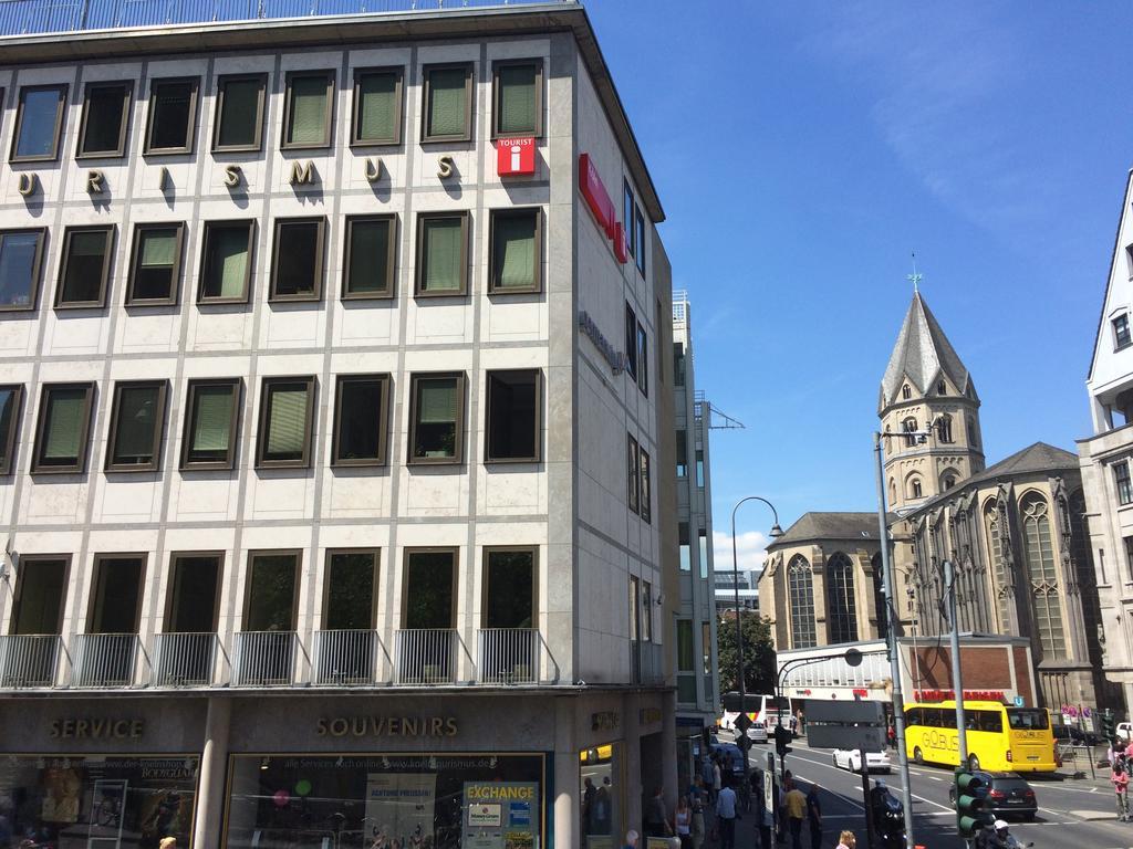 First Domizil Apartment Cologne Exterior photo